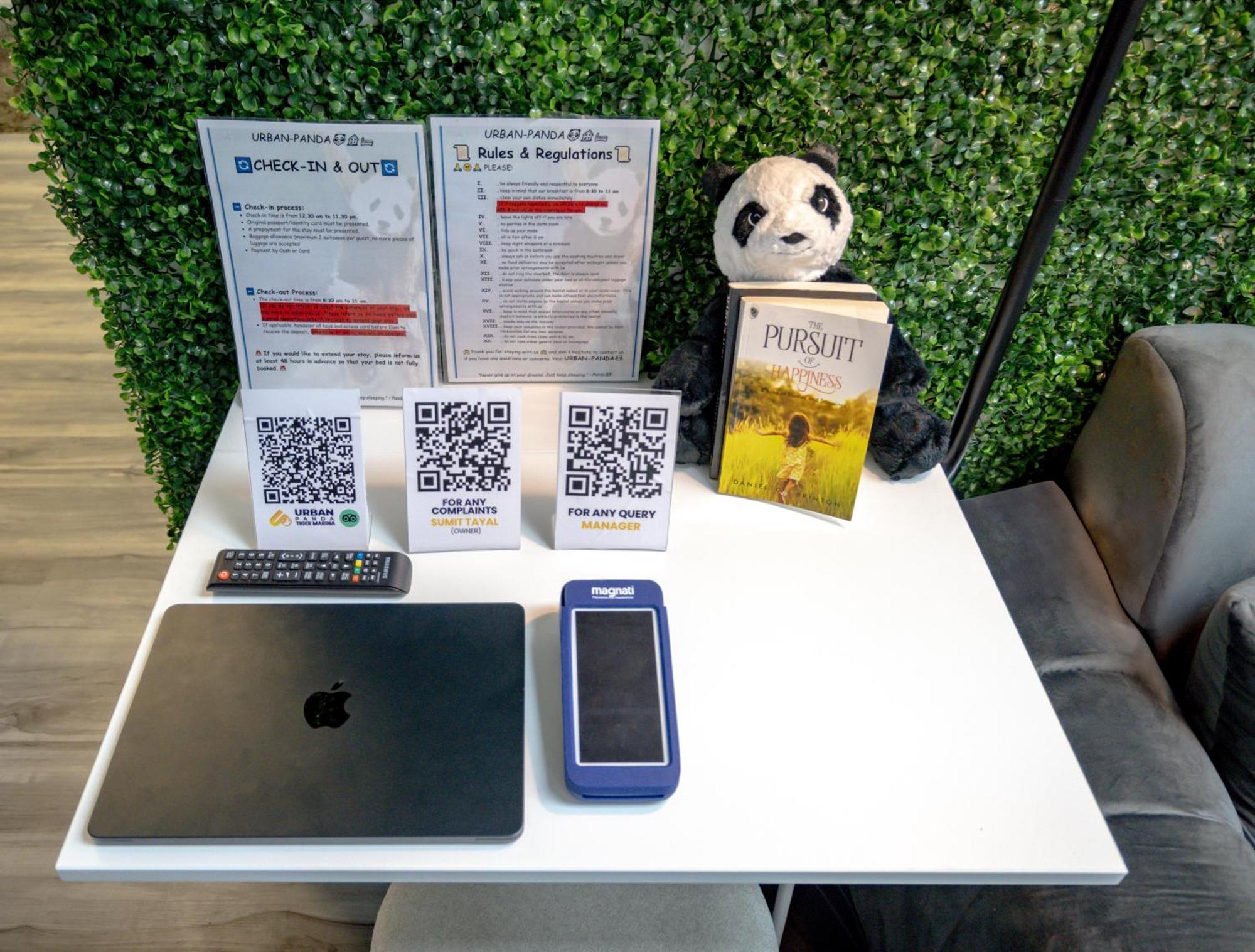 Urban Panda Hostel Marina Dubaj Kültér fotó